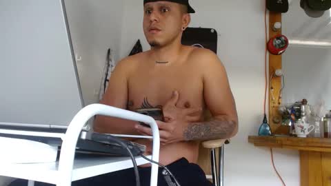 elbarbero21 online show from 11/02/25, 02:30