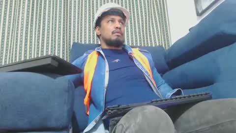 Snapshot of elcaballeroblack chatting on 09/13/25, 07:13 elcaballeroblack online show from 09/13/25, 07:13