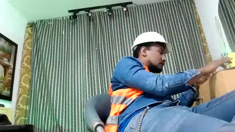 Snapshot of elcaballeroblack chatting on 09/30/25, 12:04 elcaballeroblack online show from 09/30/25, 12:04