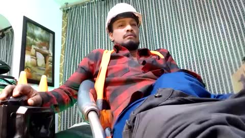 Snapshot of elcaballeroblack chatting on 10/02/25, 01:01 elcaballeroblack online show from 10/02/25, 01:01