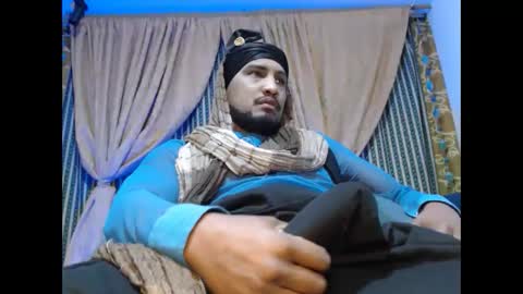 Snapshot of elcaballeroblack chatting on 10/11/25, 02:11 elcaballeroblack online show from 10/11/25, 02:11