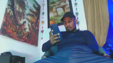 Snapshot of elcaballeroblack chatting on 01/12/26, 01:22 elcaballeroblack online show from 01/12/26, 01:22