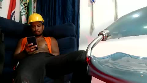 Snapshot of elcaballeroblack chatting on 02/01/26, 01:53 elcaballeroblack online show from 02/01/26, 01:53