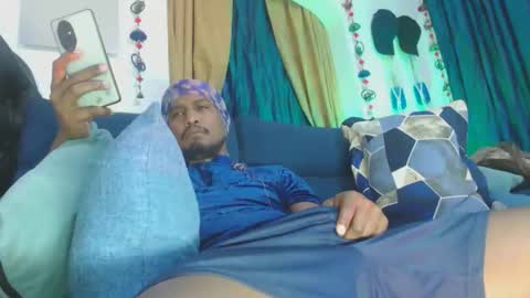 Snapshot of elcaballeroblack chatting on 02/22/26, 07:01 elcaballeroblack online show from 02/22/26, 07:01