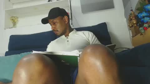 Snapshot of elcaballeroblack chatting on 03/13/26, 03:24 elcaballeroblack online show from 03/13/26, 03:24