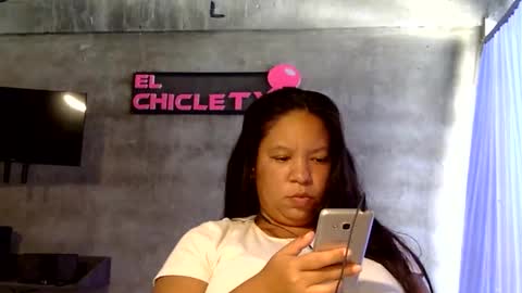 Snapshot of elchicletv chatting on 02/28/25, 04:31 El CHICLE TV - SHOW online show from 02/28/25, 04:31
