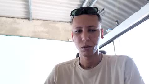 Snapshot of elchicletv chatting on 10/08/25, 06:49 El CHICLE TV - SHOW online show from 10/08/25, 06:49