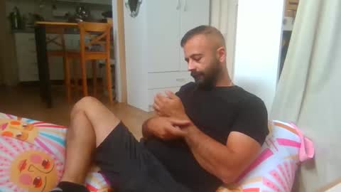 Snapshot of elcondorxo509107 chatting on 02/03/26, 01:37 daniel18cmx online show from 02/03/26, 01:37