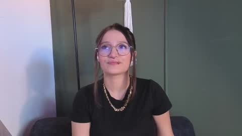 Snapshot of elecktra_sweet chatting on 05/14/26, 08:26 Elecktra online show from 05/14/26, 08:26