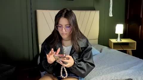 Snapshot of elecktra_sweet chatting on 06/16/26, 07:49 Elecktra online show from 06/16/26, 07:49