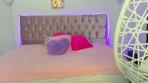electra__moon online show from 02/15/26, 04:53