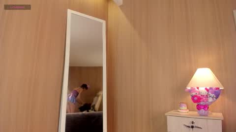 Snapshot of electraraptiss chatting on 03/21/26, 08:34 - online show from 03/21/26, 08:34