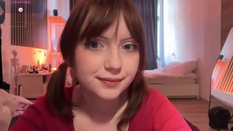 Snapshot of electric_woman chatting on 05/06/26, 10:31 Aleksa online show from 05/06/26, 10:31