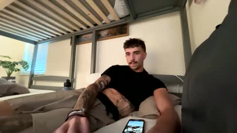 electron448 online show from 10/18/25, 08:53