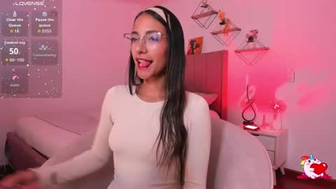 Snapshot of elegant_rouse chatting on 05/11/26, 10:51 Rouse online show from 05/11/26, 10:51