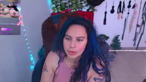 Snapshot of elektra_91 chatting on 02/11/26, 06:29 elektra online show from 02/11/26, 06:29