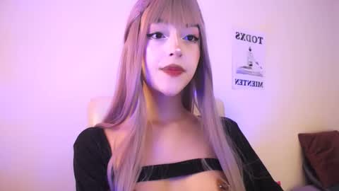 Snapshot of elektra_sky11 chatting on 01/31/26, 09:24 Elektra Sky online show from 01/31/26, 09:24