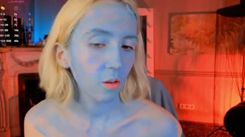 Snapshot of elen__moore chatting on 05/22/26, 06:42 Elen online show from 05/22/26, 06:42