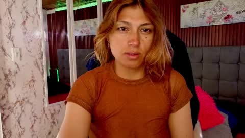 Snapshot of elena_detroya_ chatting on 04/04/26, 12:35 Elena online show from 04/04/26, 12:35
