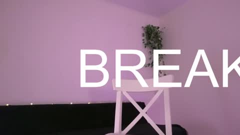 elena_li online show from 02/09/25, 12:28