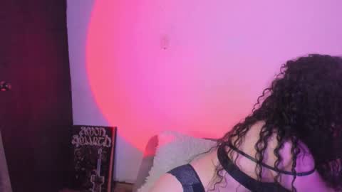 Elena  online show from 11/08/25, 05:40