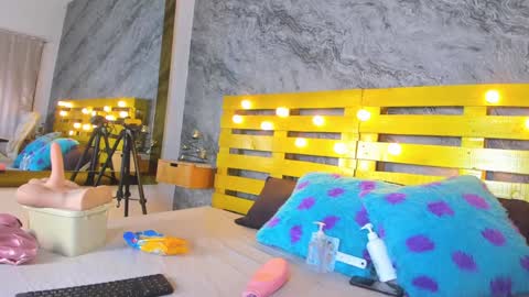 Elena online show from 01/22/25, 07:13