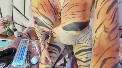 Elena online show from 10/17/25, 11:40