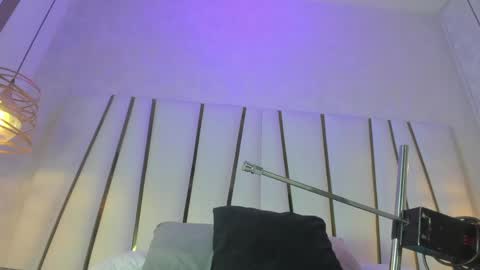 Elena online show from 04/23/26, 07:05