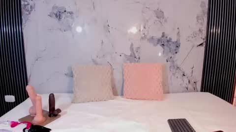 elena_wolff online show from 06/29/26, 11:32