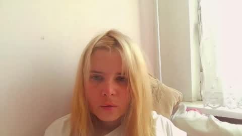 Snapshot of elenaflirt chatting on 04/29/26, 10:19 Elena online show from 04/29/26, 10:19