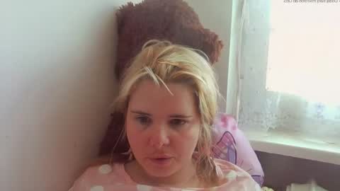 Snapshot of elenaflirt chatting on 05/09/26, 12:43 Elena online show from 05/09/26, 12:43