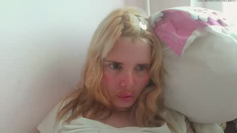 Snapshot of elenaflirt chatting on 05/20/26, 02:56 Elena online show from 05/20/26, 02:56