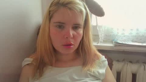 Snapshot of elenaflirt chatting on 06/05/26, 03:29 Elena online show from 06/05/26, 03:29