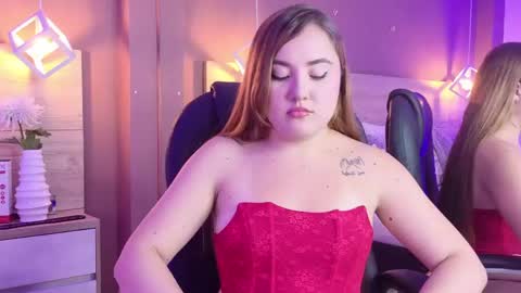 Elena online show from 06/05/26, 01:28