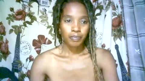 Snapshot of elenah0123 chatting on 12/06/24, 01:00 elenah013 online show from 12/06/24, 01:00