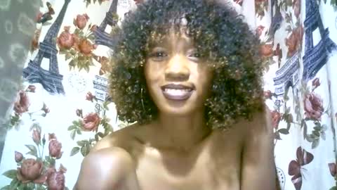 Snapshot of elenah0123 chatting on 09/25/25, 07:01 elenah013 online show from 09/25/25, 07:01