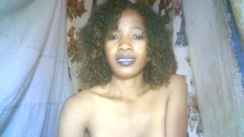 Snapshot of elenah0123 chatting on 11/06/25, 05:08 elenah013 online show from 11/06/25, 05:08