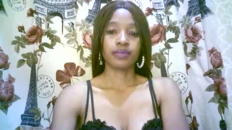 Snapshot of elenah0123 chatting on 11/29/25, 06:05 elenah013 online show from 11/29/25, 06:05