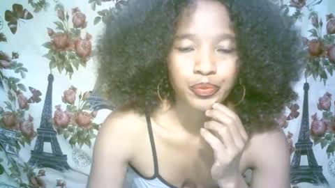 Snapshot of elenah0123 chatting on 04/13/26, 07:03 elenah013 online show from 04/13/26, 07:03