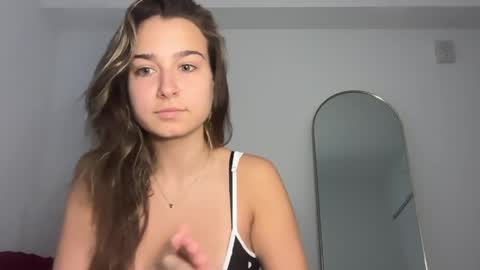 Snapshot of elenahere4u chatting on 03/16/26, 07:51 Elena online show from 03/16/26, 07:51