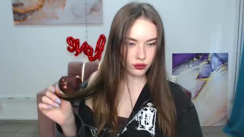 Snapshot of elenaoconar chatting on 03/08/25, 12:41 elenaoconar online show from 03/08/25, 12:41