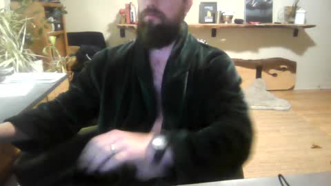 fox online show from 10/09/25, 03:37