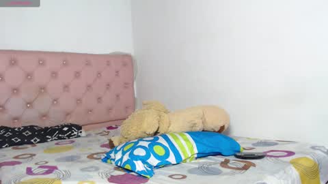 Snapshot of elettra_parisi19 chatting on 02/05/25, 11:06 elettra_parisi19 online show from 02/05/25, 11:06