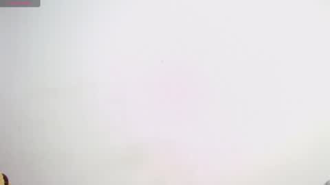 Snapshot of elettra_parisi19 chatting on 02/14/25, 12:09 elettra_parisi19 online show from 02/14/25, 12:09