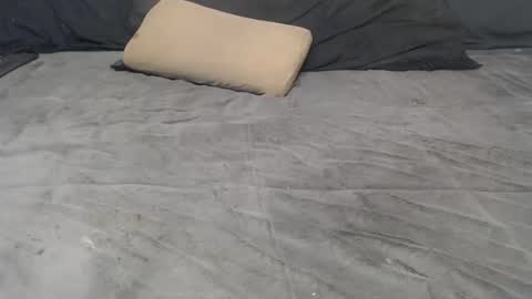 elgsslt online show from 09/19/25, 02:18