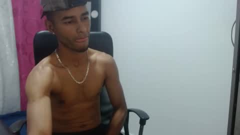 Snapshot of elherrero2024 chatting on 12/10/24, 02:38 elherrero2024 online show from 12/10/24, 02:38