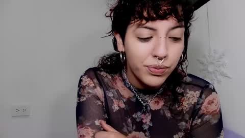 eli666uwu online show from 12/16/24, 12:37