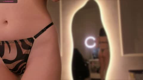 Eli online show from 03/10/25, 01:21