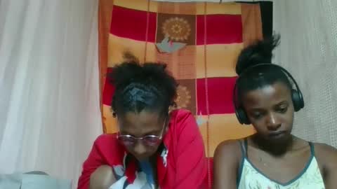 Snapshot of elia011 chatting on 02/28/26, 08:15 elia011 online show from 02/28/26, 08:15