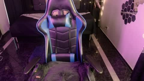 Snapshot of eliana_meaw chatting on 04/10/26, 02:00 eliana_meaw online show from 04/10/26, 02:00